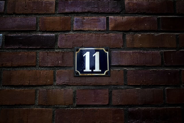 11